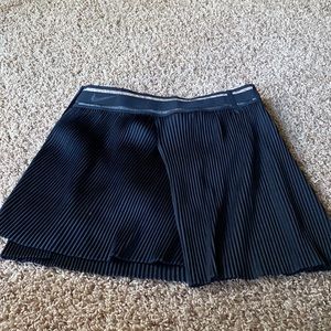 Nike Black Womens Tennis Skort in size small